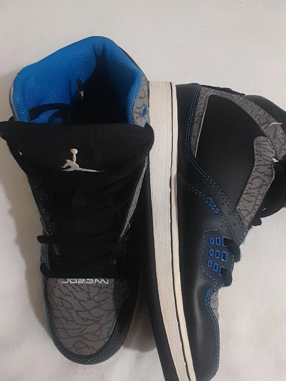 Jordan Kids' Black & Gray Basketball Sneakers